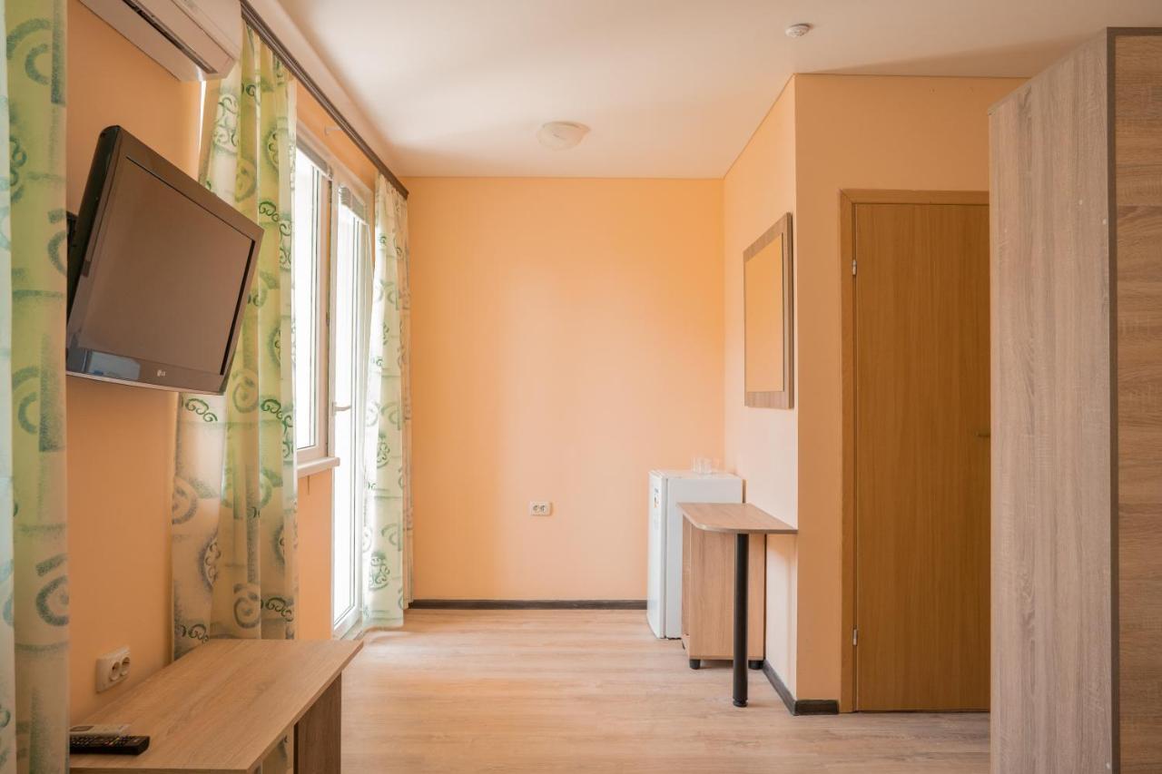 Парадиз Hotel Koblevo Luaran gambar